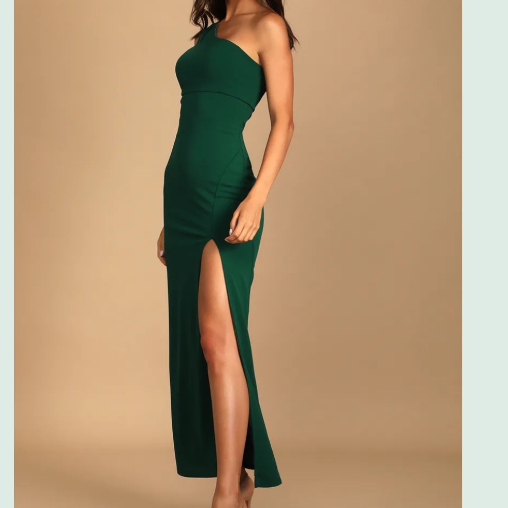 Lulus dress. Size small. Worn once